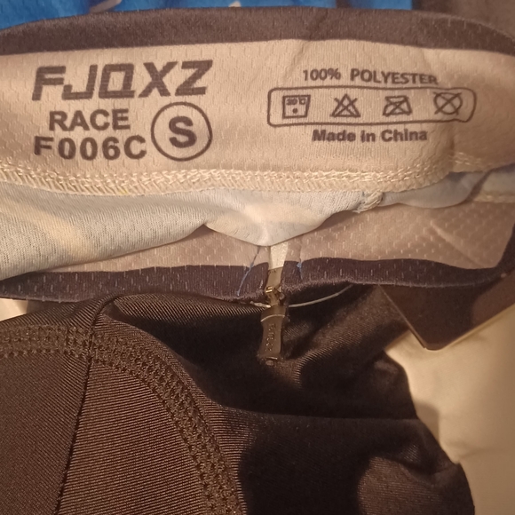 FJQXZ Mens Cycling Jersey Suit and 3D Padded Pants Size Small BNWT - Picture 13 of 16